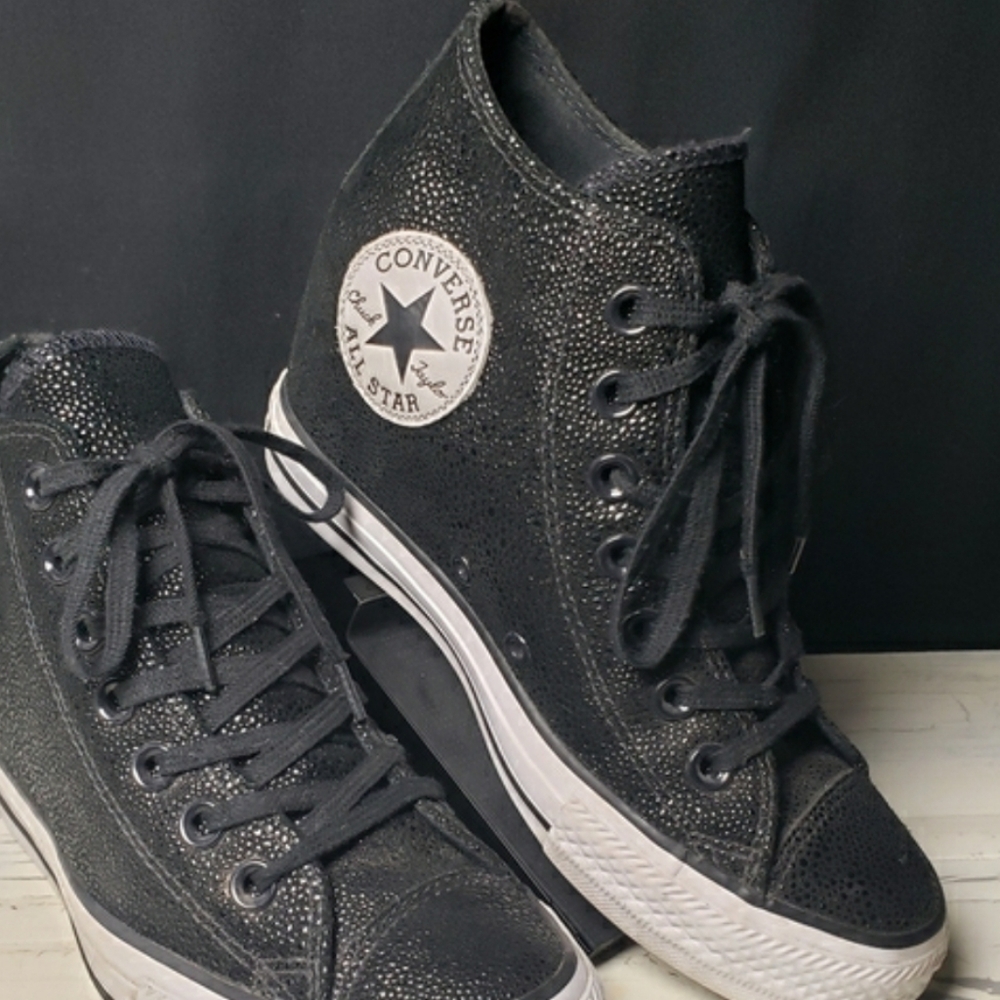 Converse CTAS 2017 Lux Mid Hidden Wedge Leather Sneakers - Women's size 7